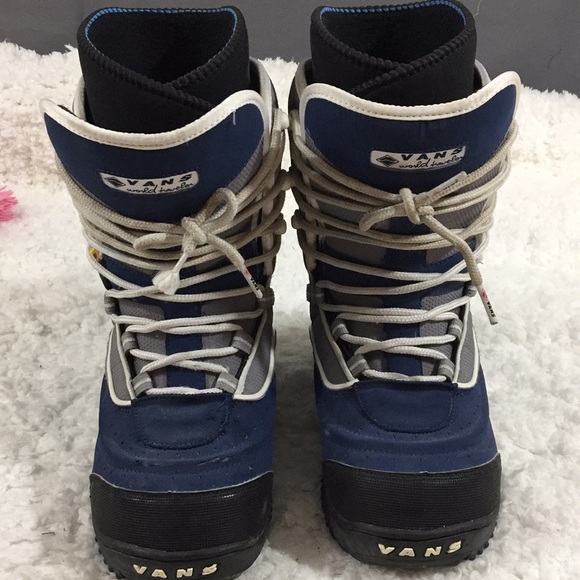 vans hi standard zip snow boot